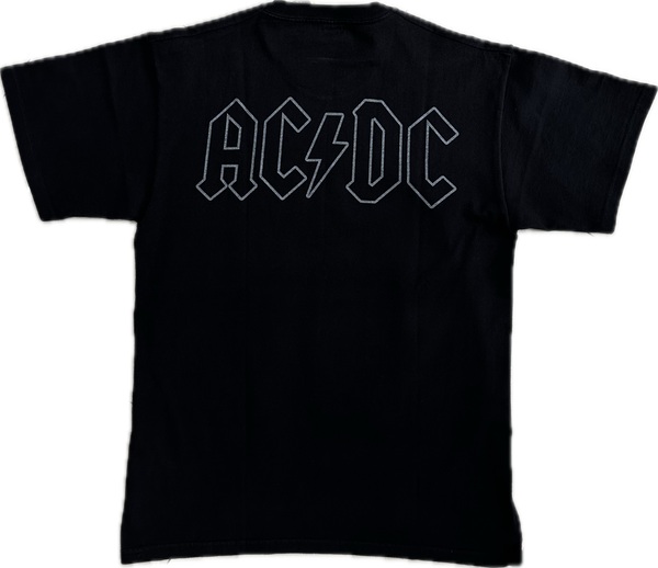 AC/DC “Flame” (L)