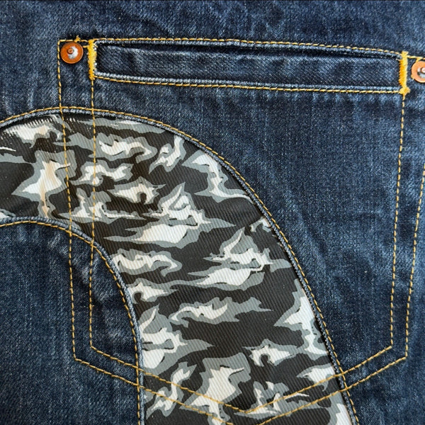 Evisu “Tiger Camo” (30)